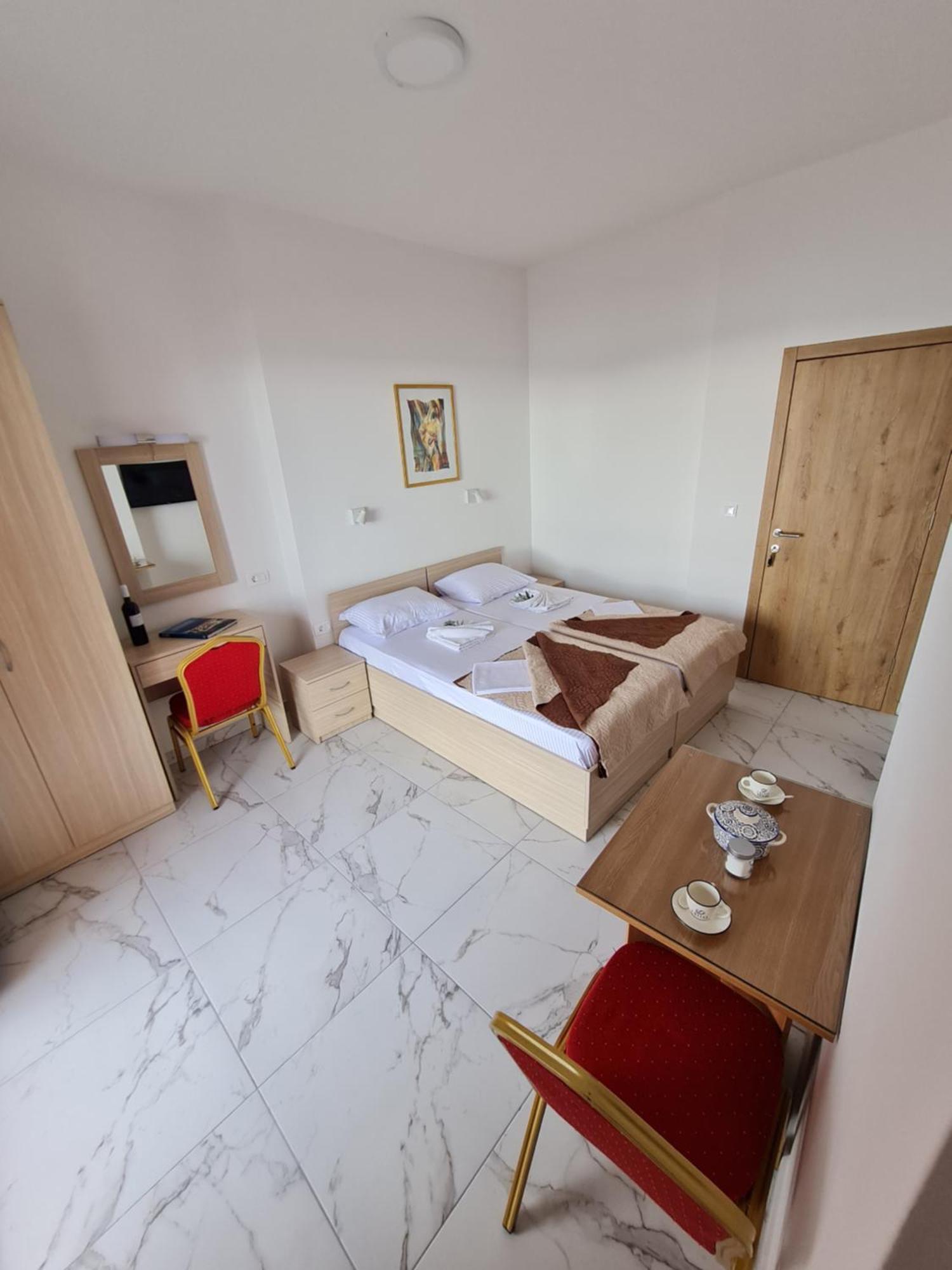 Apartmani Dalex Budva Exterior foto